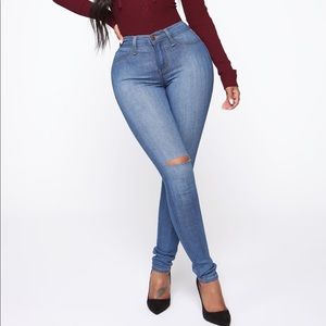 fashion nova canopy jeans (medium blue wash)